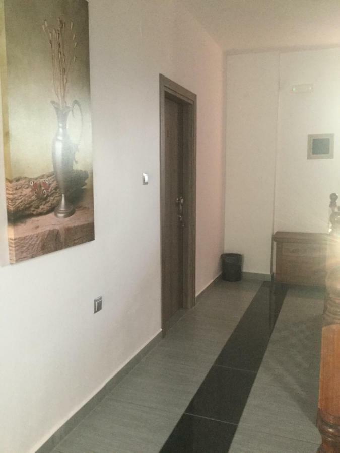 Appartamento Mario'S House Vergina Esterno foto